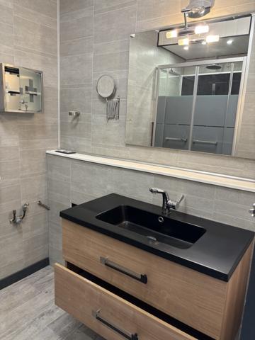 Appartement
         2 pièces
        - 42 m² Exclusivité 260 000 € *
