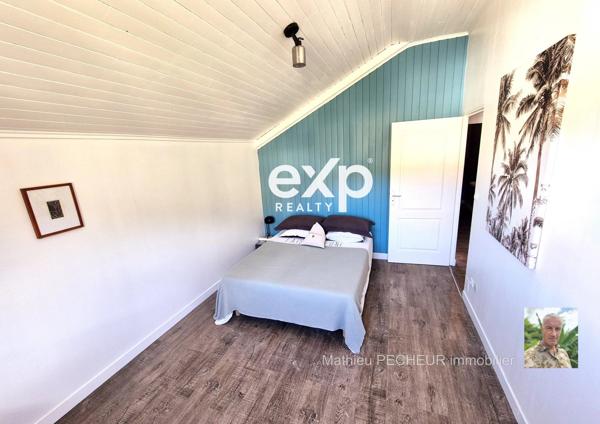 LA POSSESSION / DOS D'ANE / GRANDE MAISON AVEC POTENTIEL