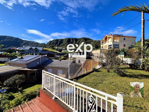 LA POSSESSION / DOS D'ANE / GRANDE MAISON AVEC POTENTIEL