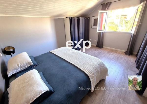 LA POSSESSION / DOS D'ANE / GRANDE MAISON AVEC POTENTIEL