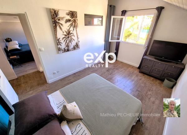 LA POSSESSION / DOS D'ANE / GRANDE MAISON AVEC POTENTIEL