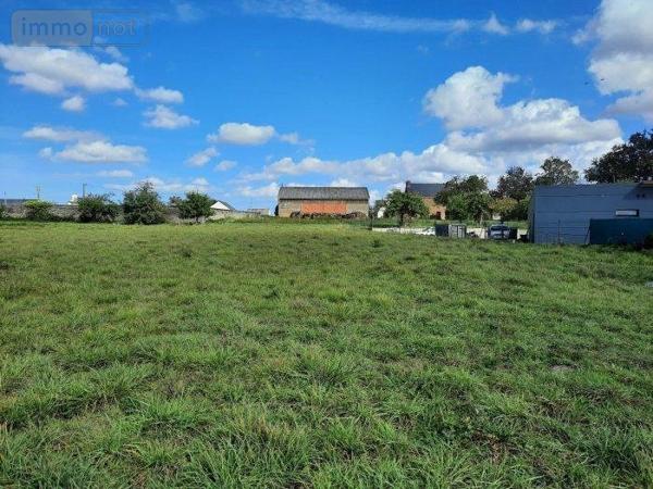 Terrain à Batir à vendre à Loyat dans le Morbihan (56800), ref : 56044-1018900-56044