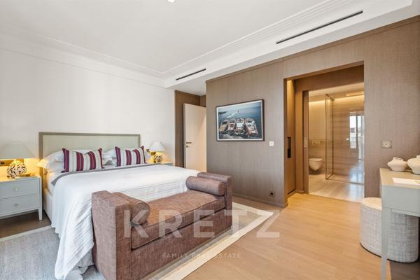 CAP D'ANTIBES : Splendide 4 pièces avec vue mer panoramique