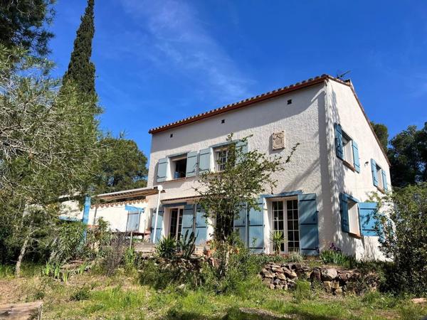 Villa de charme 174?m² – 7?000?m² de terrain, box à chevaux, calme absolu, prés Perpignan