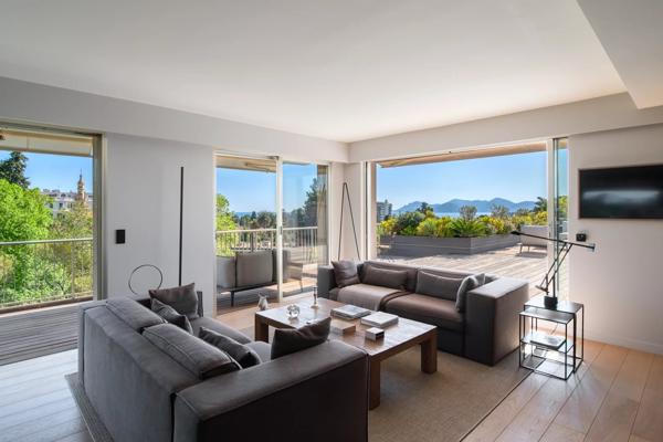 Appartement d'exception avec terrasse vue mer