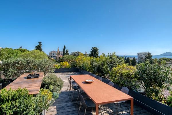 Appartement d'exception avec terrasse vue mer