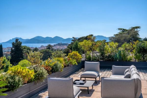 Appartement d'exception avec terrasse vue mer