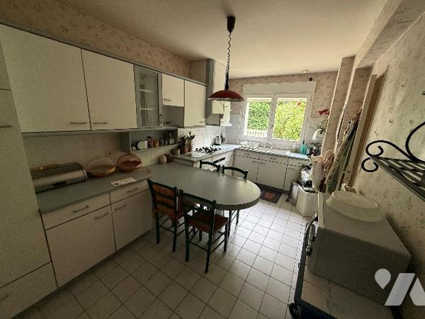 A BLOIS- CHARMANTE MAISON