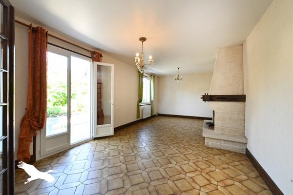 Maison à vendre 169 087 € La Couronne 4 p 85 m² DPE D