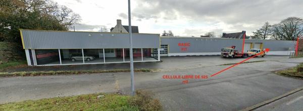 Local d’activite de 525m2 à LANDIVISIAU