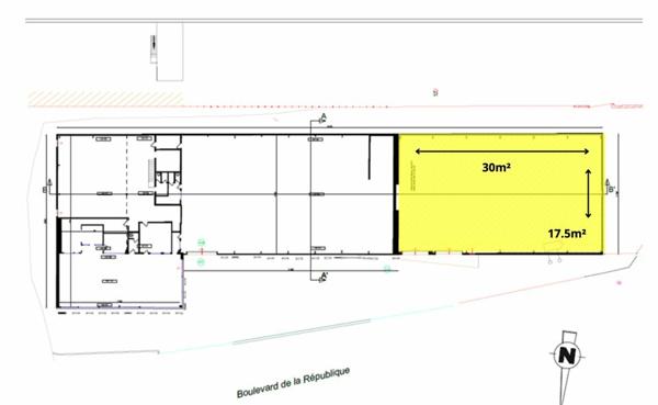 Local d’activite de 525m2 à LANDIVISIAU