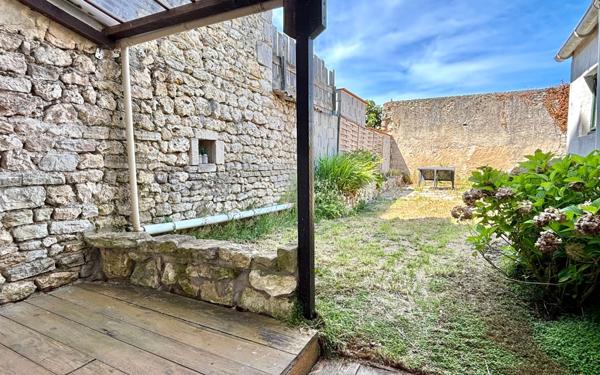 Maison à vendre    7 pièces •  Saint-Georges-d'Oléron