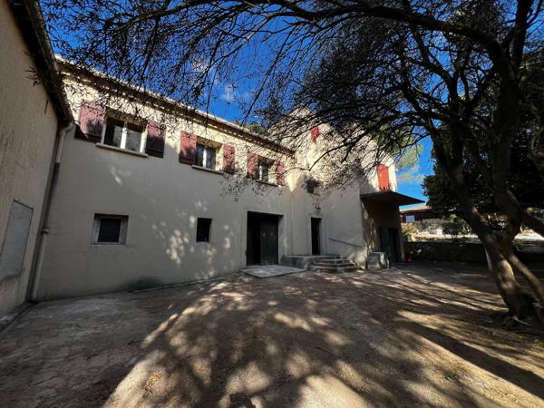 Maison à réhabiliter et imaginer....161m2 sur terrain piscinable