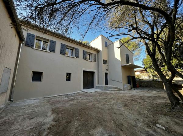 Maison à réhabiliter et imaginer....161m2 sur terrain piscinable