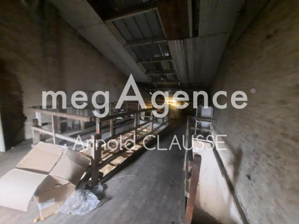 Immeuble à AUXI-LE-CHATEAU, 62390 - 495m²