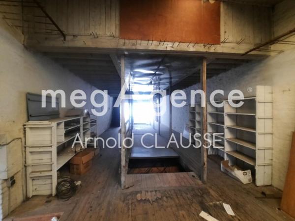 Immeuble à AUXI-LE-CHATEAU, 62390 - 495m²