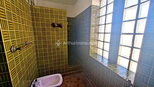 Vente                                                      Maison de ville
                        
                     7 pièces                      168 m2                     à Berriac