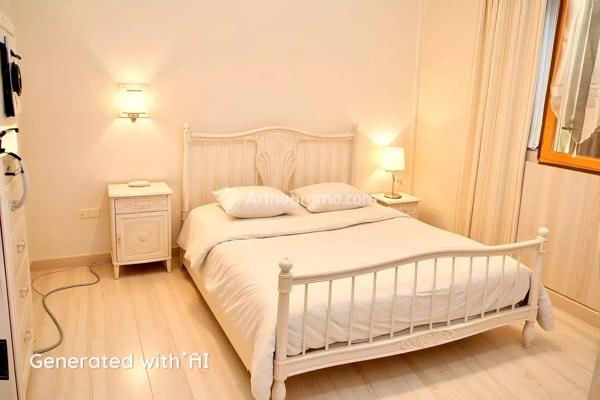 Vente                                                      Maison de ville
                        
                     7 pièces                      168 m2                     à Berriac