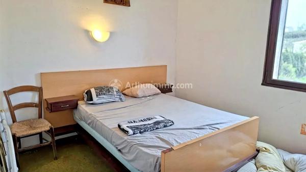 Vente                                                      Maison de ville
                        
                     7 pièces                      168 m2                     à Berriac