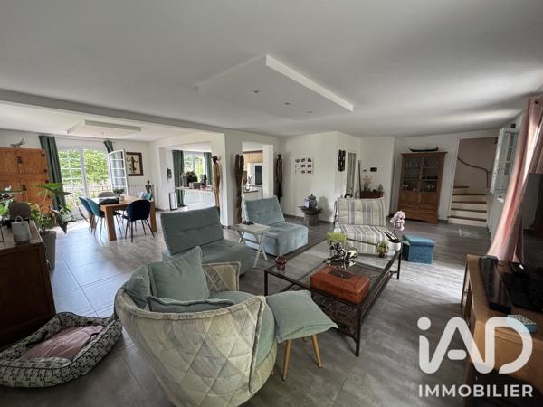Maison à vendre 8 pièces 251,59 m² Treillières