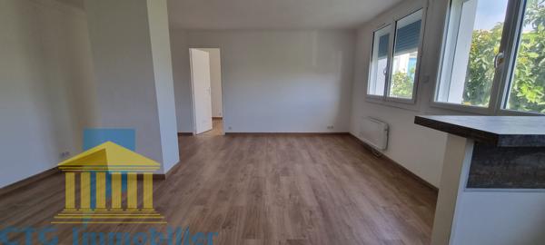 T2 PROCHE MER DERNIER ETAGE 13008 MARSEILLE