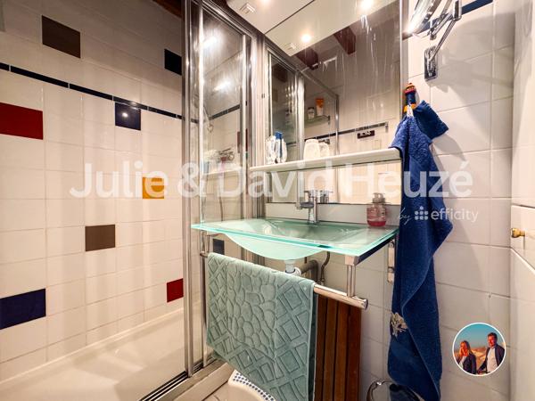 Maison
         3 pièces
        - 35 m² 265 000 € *