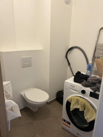 Vente                                                      Appartement
                        
                     3 pièces                      69 m2                     à Voglans