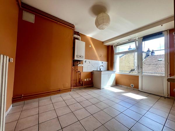 Appartement EPINAL - 4 pièce(s) - 96 m2