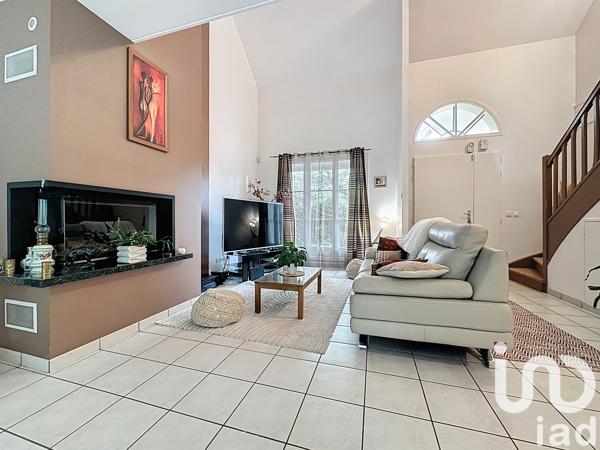 Maison à vendre 7 pièces 158 m² Ozoir-la-Ferrière