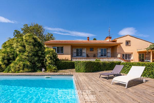 Villa d’architecte au charme intemporel dans un secteur recherché