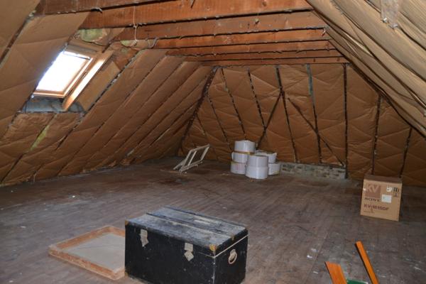 Plougasnou (29630) Plougasnou bourg, maison 1950 toiture refaite sur 600 m2 de jardin clos.