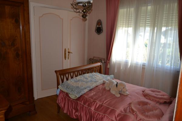 Plougasnou (29630) Plougasnou bourg, maison 1950 toiture refaite sur 600 m2 de jardin clos.