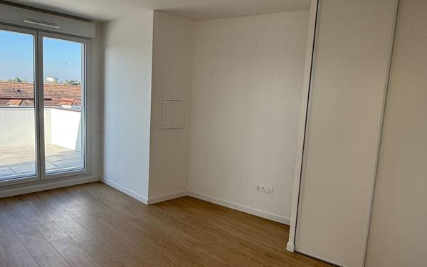 Appartement à louer    2 pièces •  Montfermeil