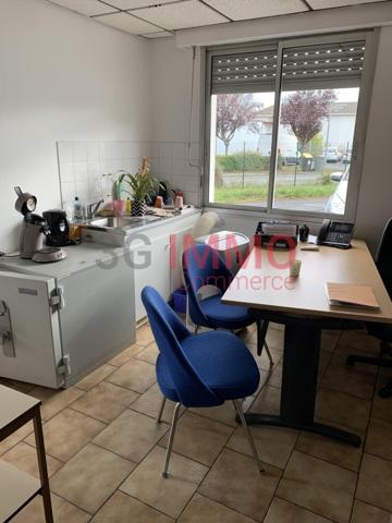 Location / Local Industriel / Bâtiment