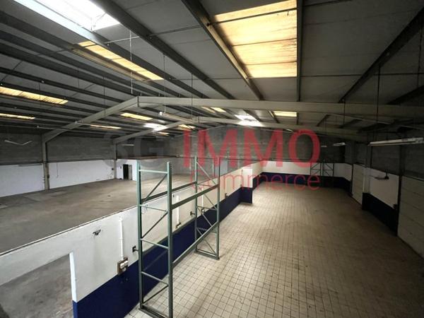 Location / Local Industriel / Bâtiment