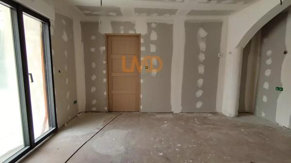 Maison rénovée, 4 chambres, piscine