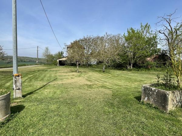 Vente / Maison et grand terrain