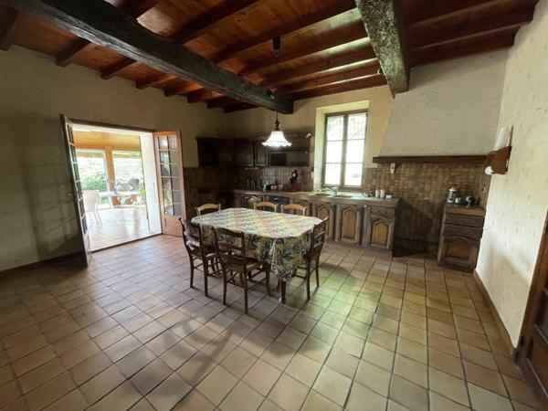 Vente / Maison et grand terrain