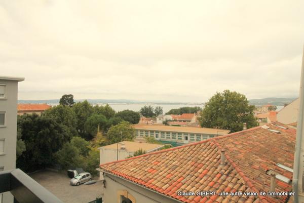 Sète (34200) T2 de 37 m2 + Terrasse 7,61 m2 avec vue sur étang l'étang de Thau au cœur du centre-ville de Sète !