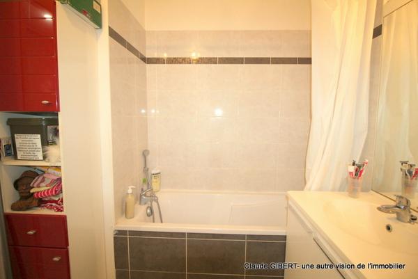 Sète (34200) T2 de 37 m2 + Terrasse 7,61 m2 avec vue sur étang l'étang de Thau au cœur du centre-ville de Sète !