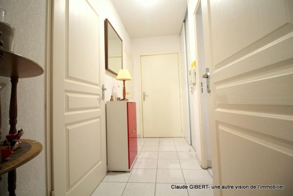 Sète (34200) T2 de 37 m2 + Terrasse 7,61 m2 avec vue sur étang l'étang de Thau au cœur du centre-ville de Sète !