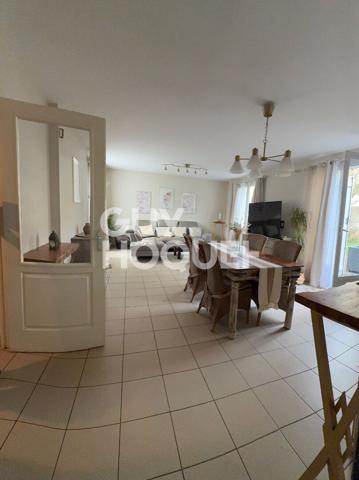 Maison d'exception à vendre à Compiègne avec 5 chambres sans travaux - Réf. C2359