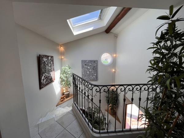 LATTES – BELLE MAISON FAMILIALE AVEC PISCINE CHAUFFÉE