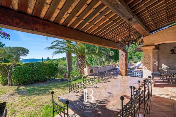Grimaud, Maison 6 Chambres -  195 m² à vendre