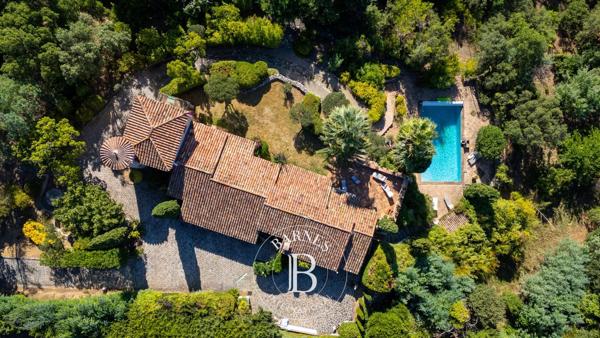 Grimaud, Maison 6 Chambres -  195 m² à vendre