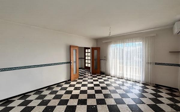 Maison à vendre    7 pièces •  Redessan