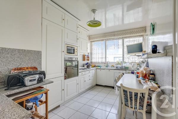 Appartement F4 à vendre  4 pièces - 92,67 m2 PARIS - 75015