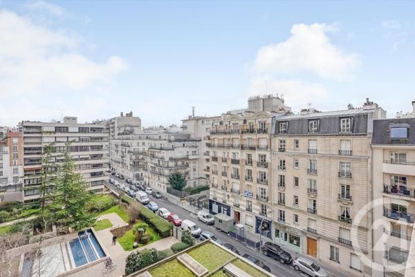 Appartement F4 à vendre  4 pièces - 92,67 m2 PARIS - 75015