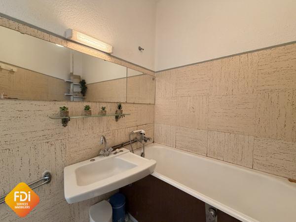 CENTRE VILLE - Studio 24,87 m2 - Vue Mer