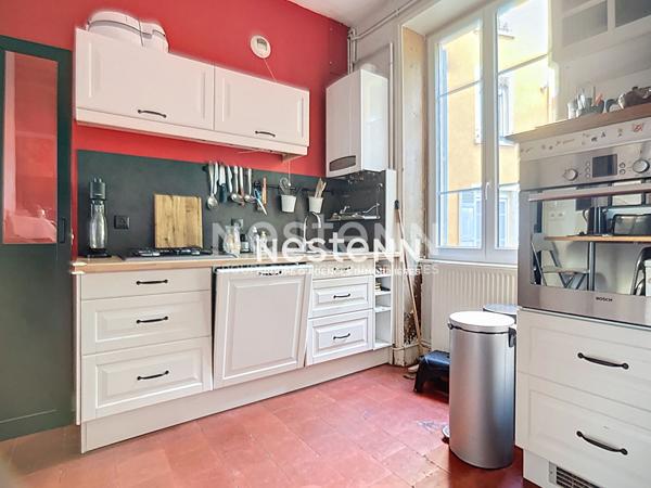 VILLEFRANCHE SUR SAONE APPARTEMENT 4 PIÈCES SECTEUR CENTRE VILLE PROCHE MARCHÉ COUVERT